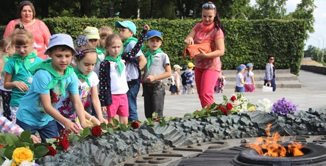 День скорботи і вшанування пам’яті жертв війни в Україні в Печерському районі
