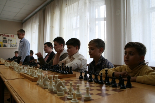 У Солом’янському районі  стартував Кубок Київського міського голови  з шахів «Кришталева тура»