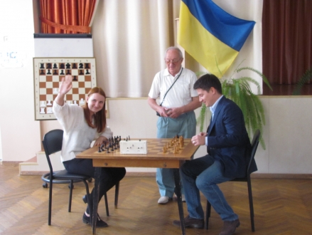 Відкриття Кубку Київського міського голови з шахів «Кришталева тура»  у Деснянському районі