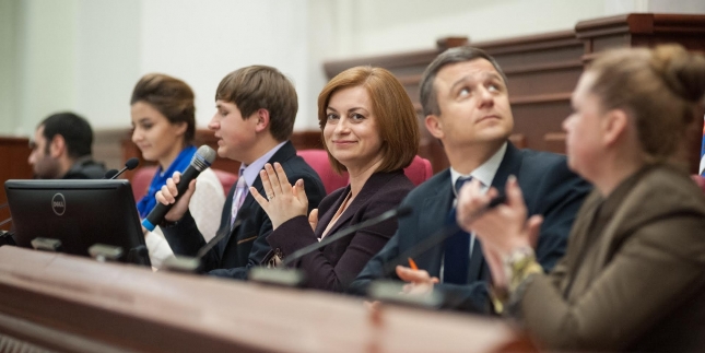 У залі Київради відбулося перше засідання дитячо-юнацького парламенту