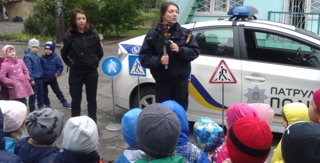 Зустріч з працівниками патрульної поліції в НВК Обрій Святошинського району