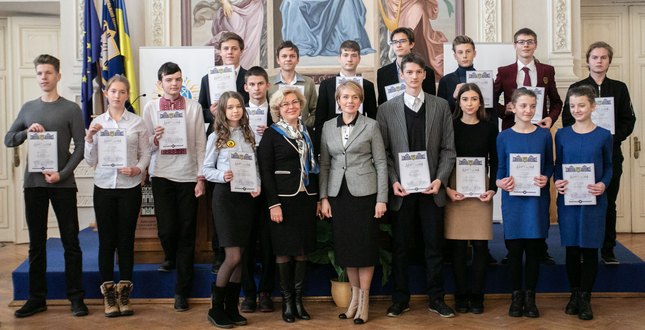 Київські МАНівці отримали найпочесніші вітчизняні відзнаки для учнівської молоді
