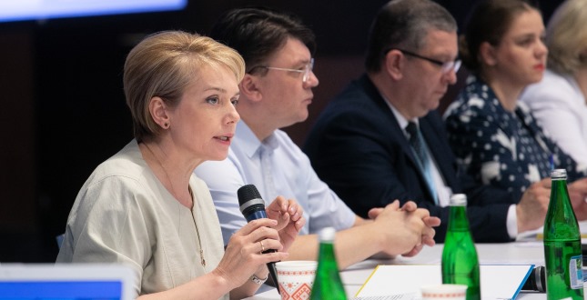 Лілія Гриневич: в Україні з’явиться система моніторингу працевлаштування випускників профтехів та вишів